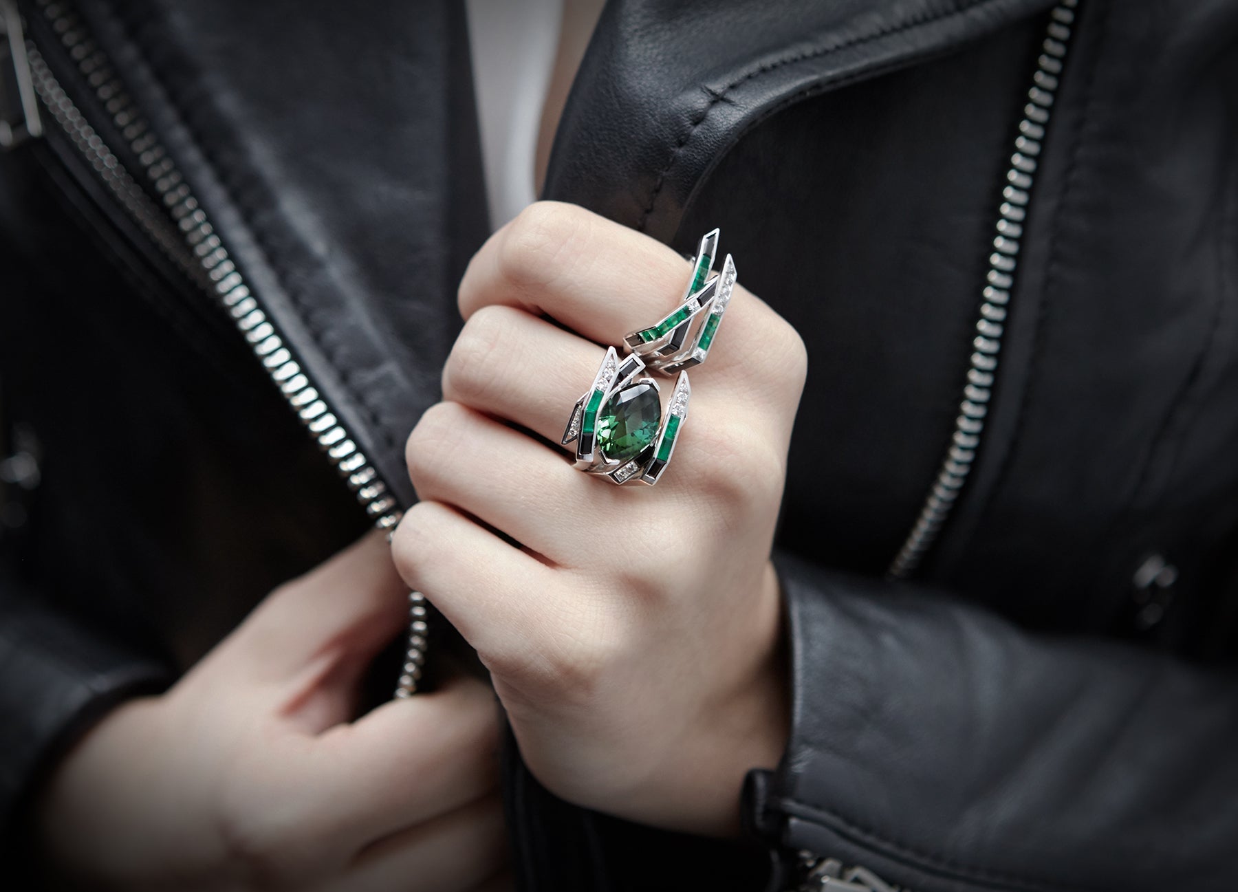 ELECTRIC NIGHT GREEN COCKTAIL RING