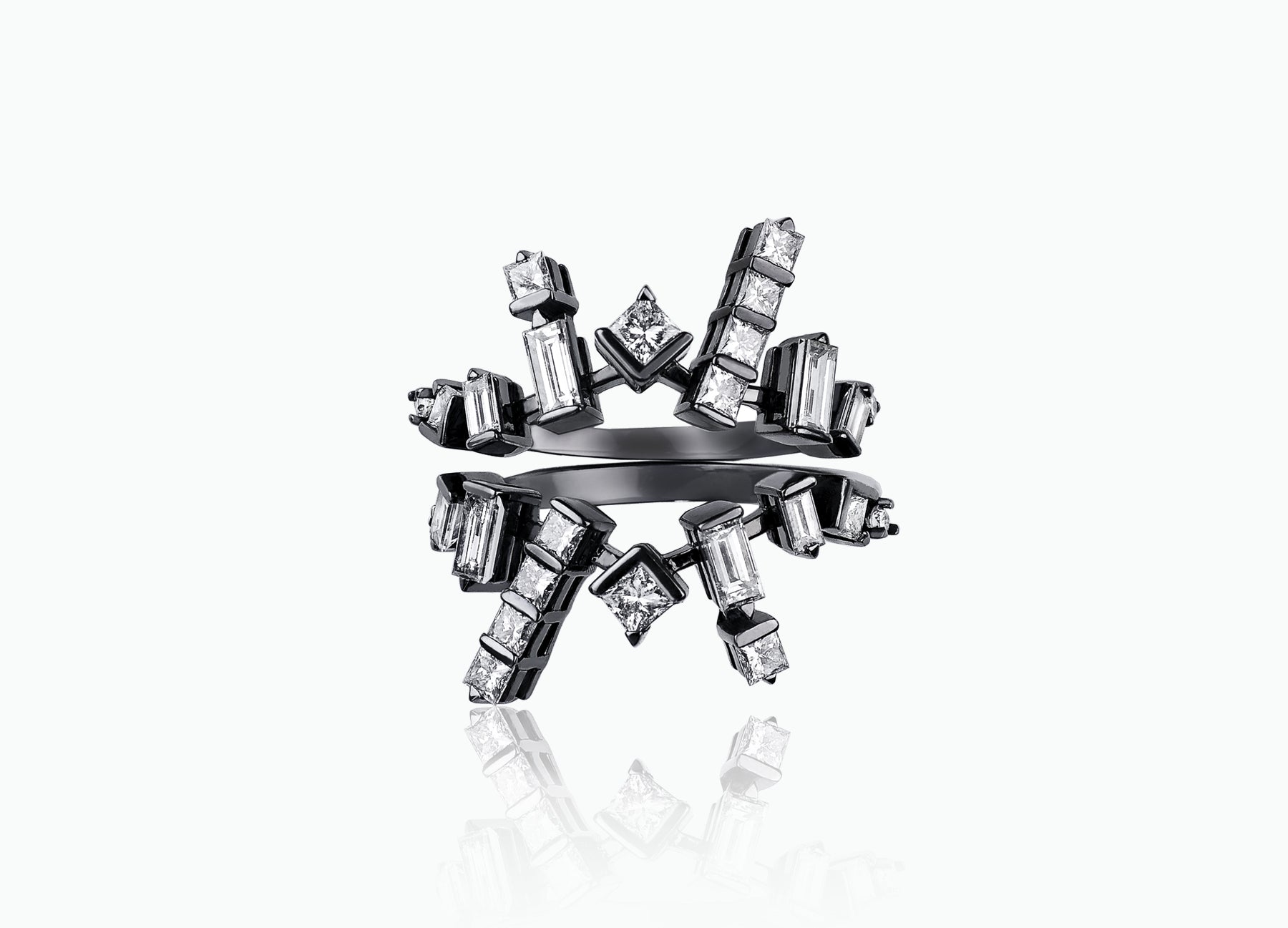 Cosmic Art Ring alternative bridal set by Tomasz Donocik a set of three rings with diamonds two bands front view
