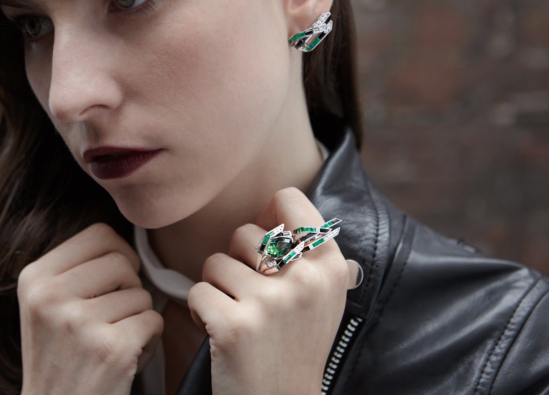 ELECTRIC NIGHT GREEN COCKTAIL RING
