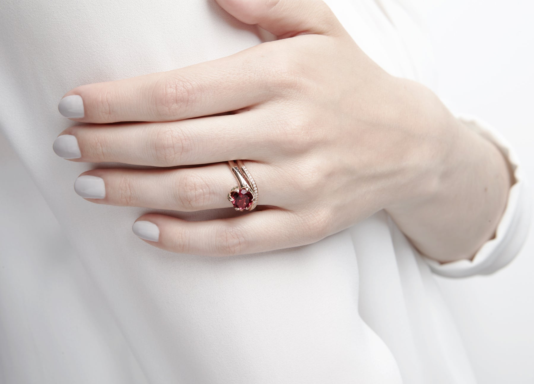 ROSE GOLD LILY PAD WEDDING BAND